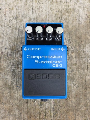 Boss compressor guitar - cs-3,